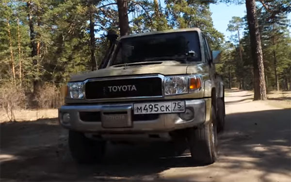 Российский путешественник из Читы Андрей Дехтярук продолжает подготовку своего Toyota Land Cruiser 79 к новому большому проекту